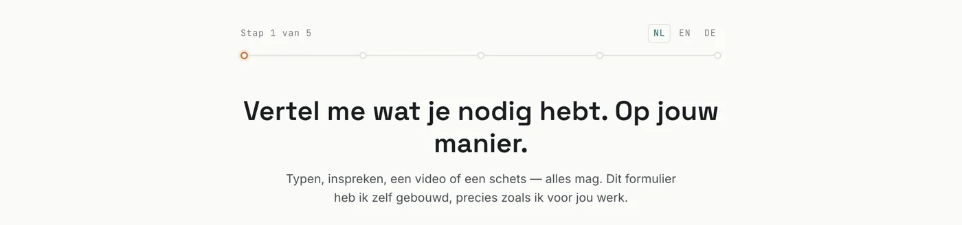 De intake van theuws.com met bovenin de taalkeuze Nederlands, Engels en Duits